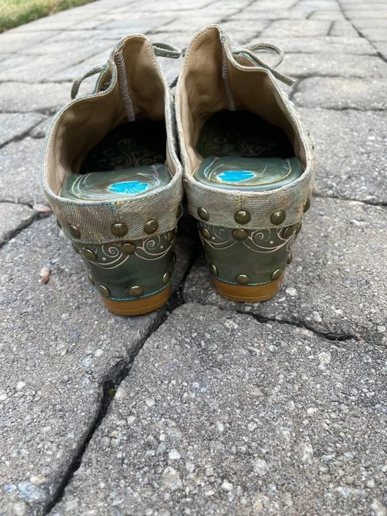 Green Hand-Painted Leather Studded Block Heel Clog Sandals sz 9.5 - Picture 3 of 9